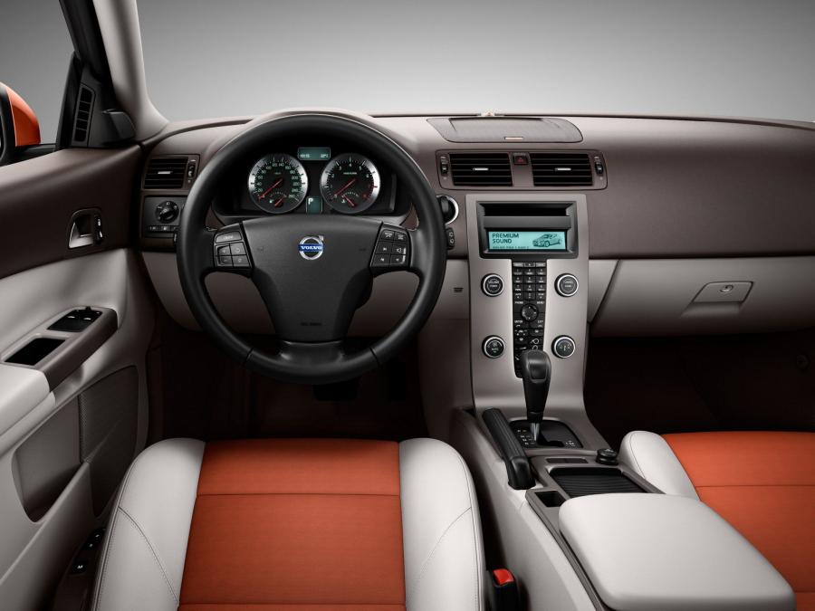  Volvo C30 2009 года  (фото 53 из 92)